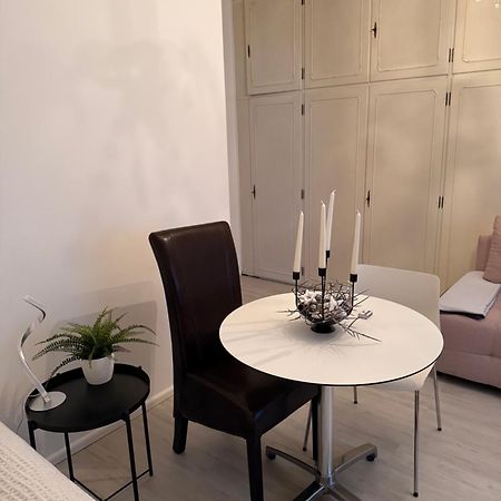 Modernes 1 Zimmerapartment Nahe Frankfurt Am Main Heusenstamm Esterno foto